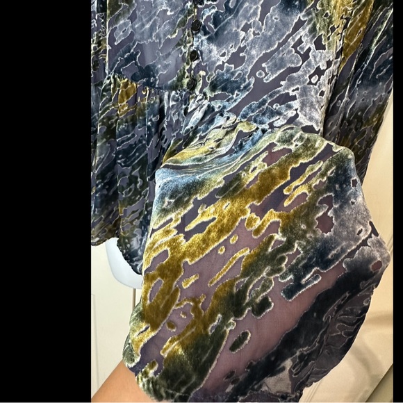 New SUNDANCE Velvet Riches Burnout Peplum Blouse Top Shirt Blue Green Silk Yello - Picture 7 of 12